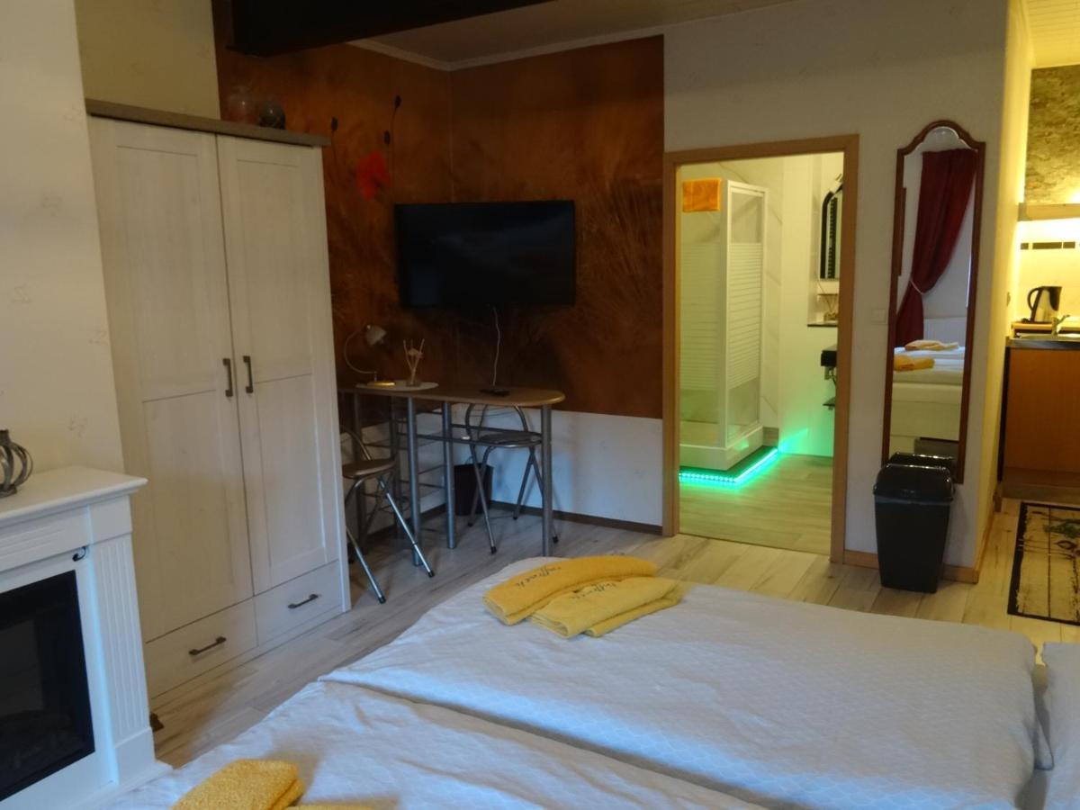 Pension & Gaestehaus Paffrath Grossbrembach Luaran gambar